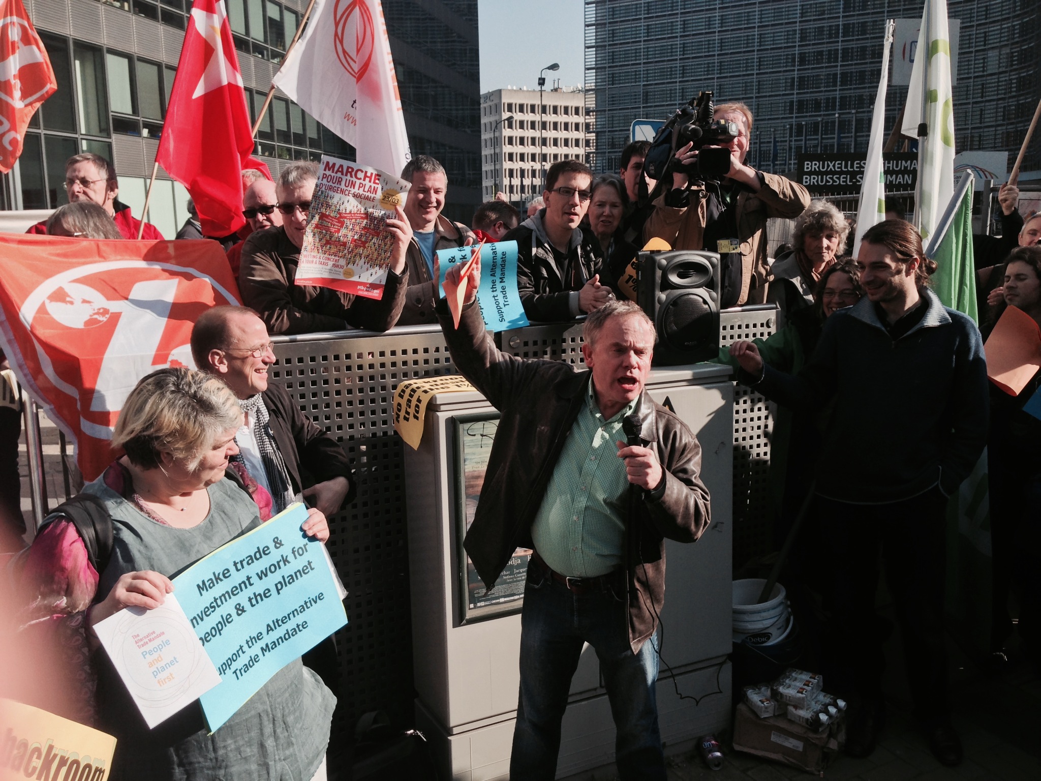 Attac var tilstede når sivilsamfunnet samlet seg i Brussel, i sitt arbeid mot TTIP-avtalen.